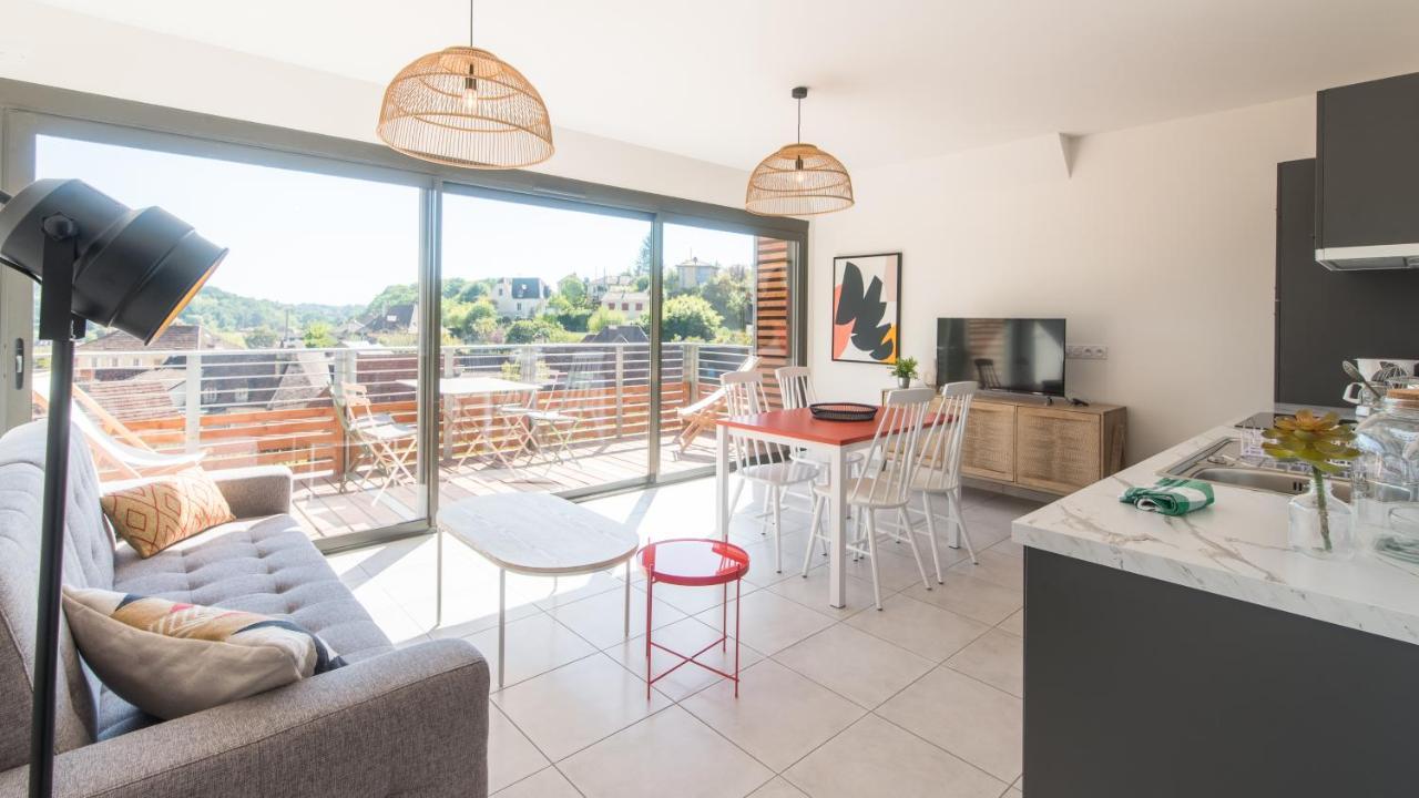 Villa Spacieuse Avec Jacuzzi Privatif Sarlat-la-Canéda Exteriör bild