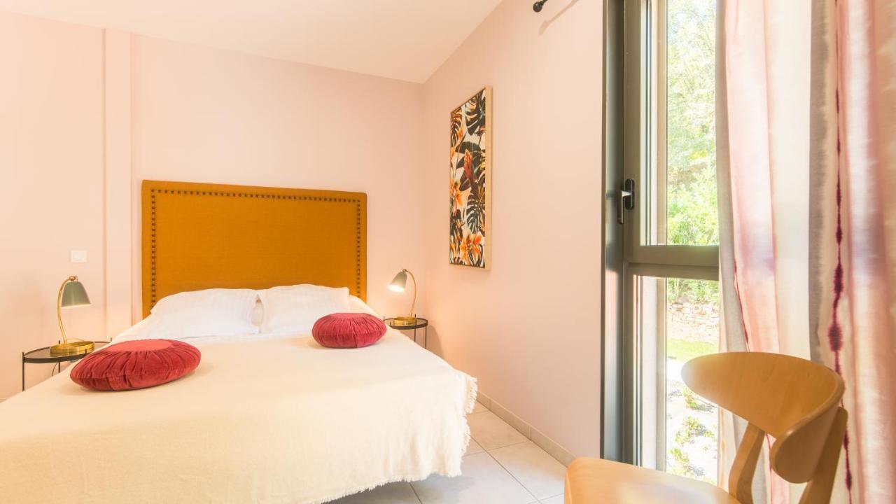 Villa Spacieuse Avec Jacuzzi Privatif Sarlat-la-Canéda Exteriör bild